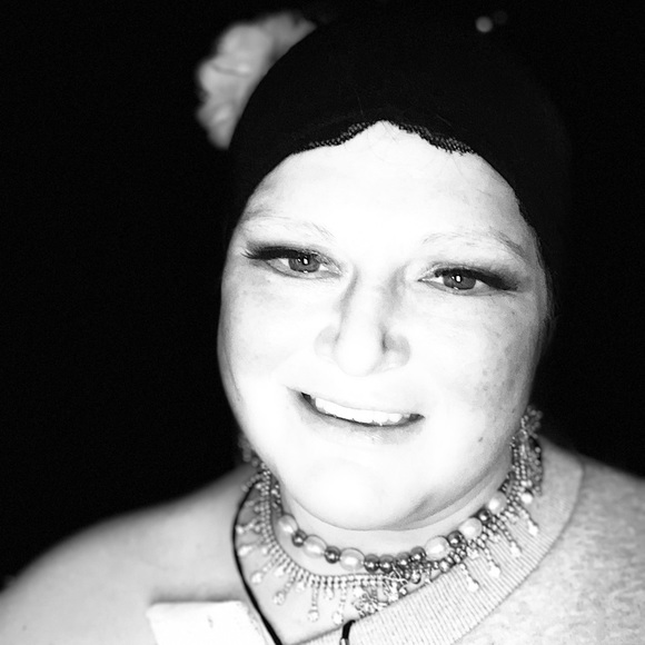 Meet your Posher, Miss Honey - Picture 13 of 13